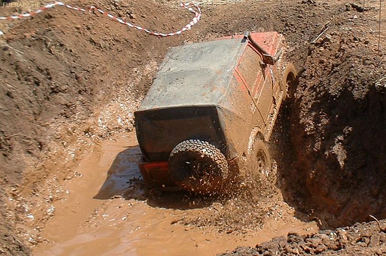 Suzuki Samurai Trial 4x4